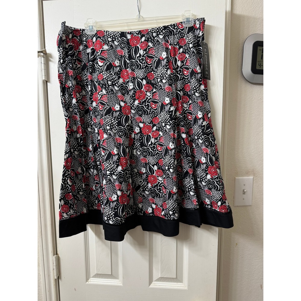 Womens plus size flare skirt in 1X Elementz brand black, red &‎ white NWT